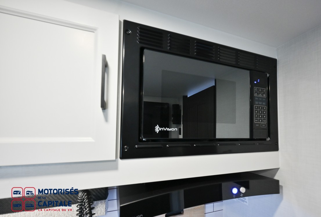 SPORTTREK STINGER LITE 2026