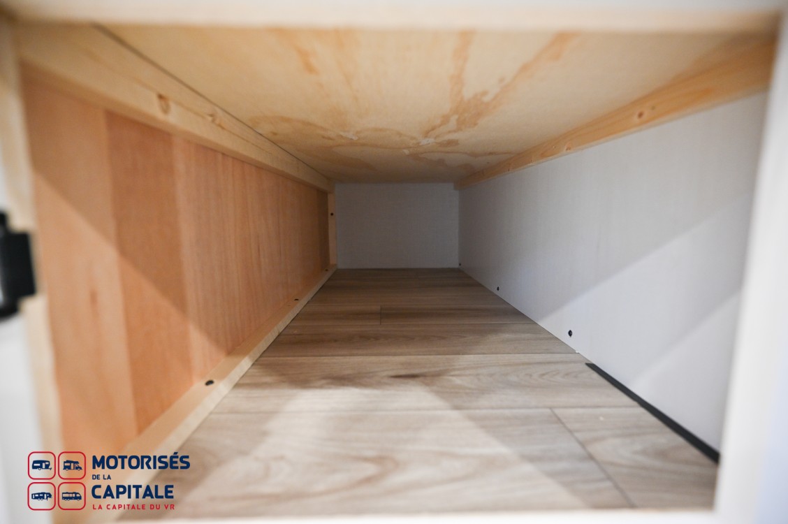 SPORTTREK STINGER LITE 2026