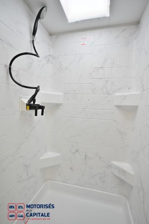 SPORTTREK STINGER LITE 2026