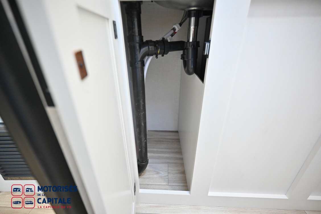 SPORTTREK STINGER LITE 2026