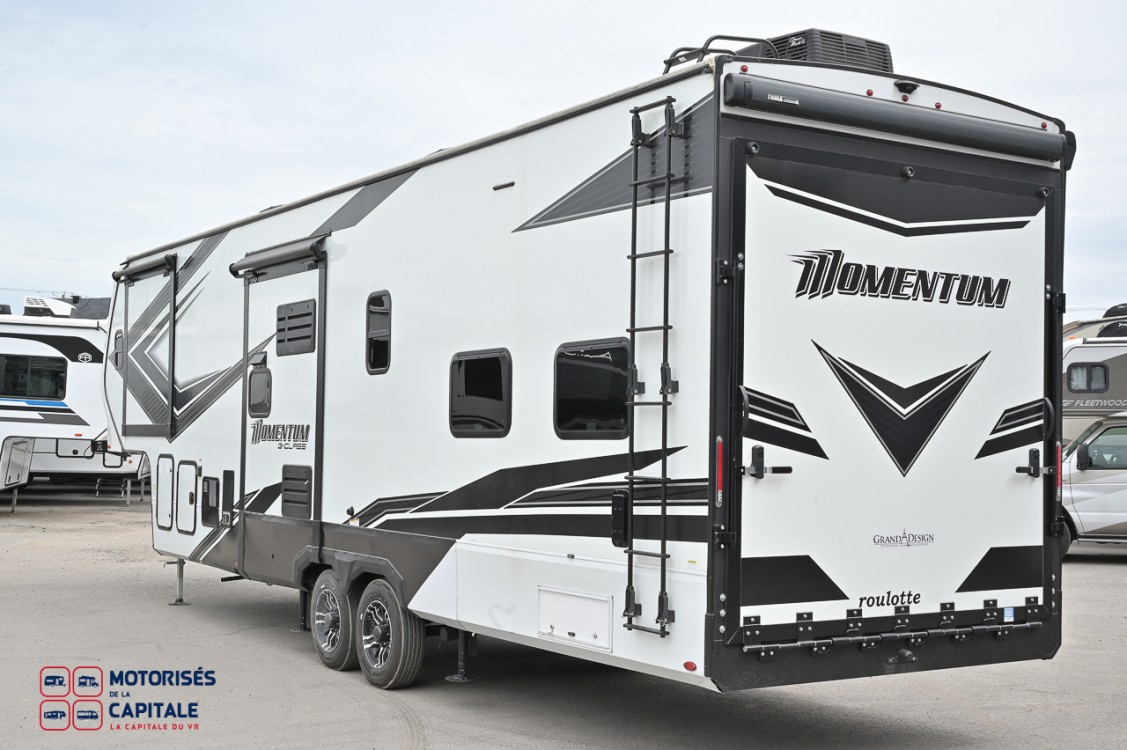 MOMENTUM G-CLASS 2022