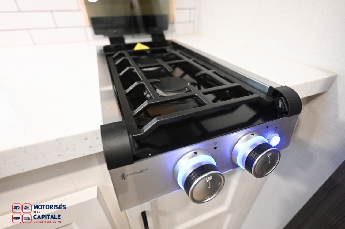 SPORTTREK STINGER LITE LUX 2026