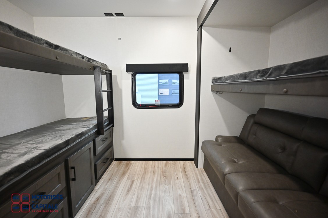 SPORTTREK TOURING 2027
