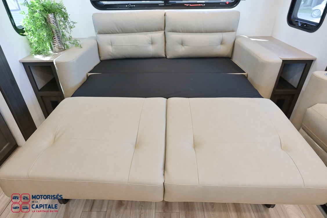 SPORTTREK TOURING 2027