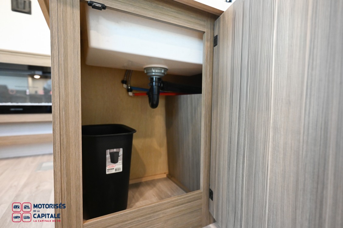 SALEM 2027
