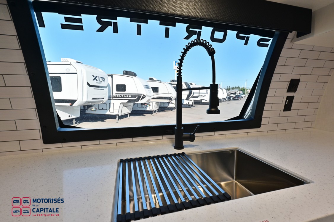 SPORTTREK TOURING 2027