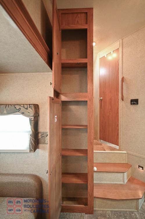 SIGNATURE ULTRA LITE 2012