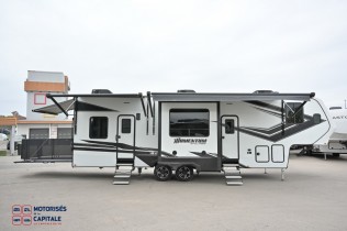MOMENTUM G-CLASS 2022