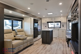 SPORTTREK TOURING 2027