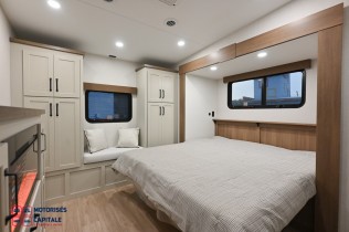 SPORTTREK TOURING 2027