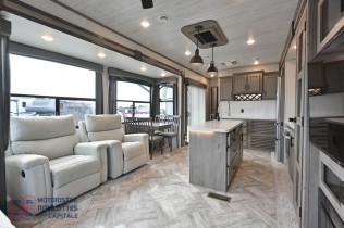 RESIDENCE 2021